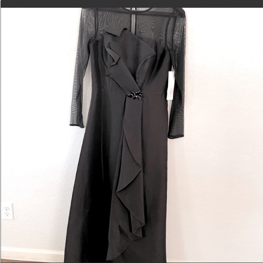 Kay Unger dress